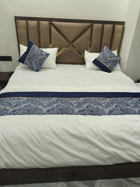 Standard Room image 1